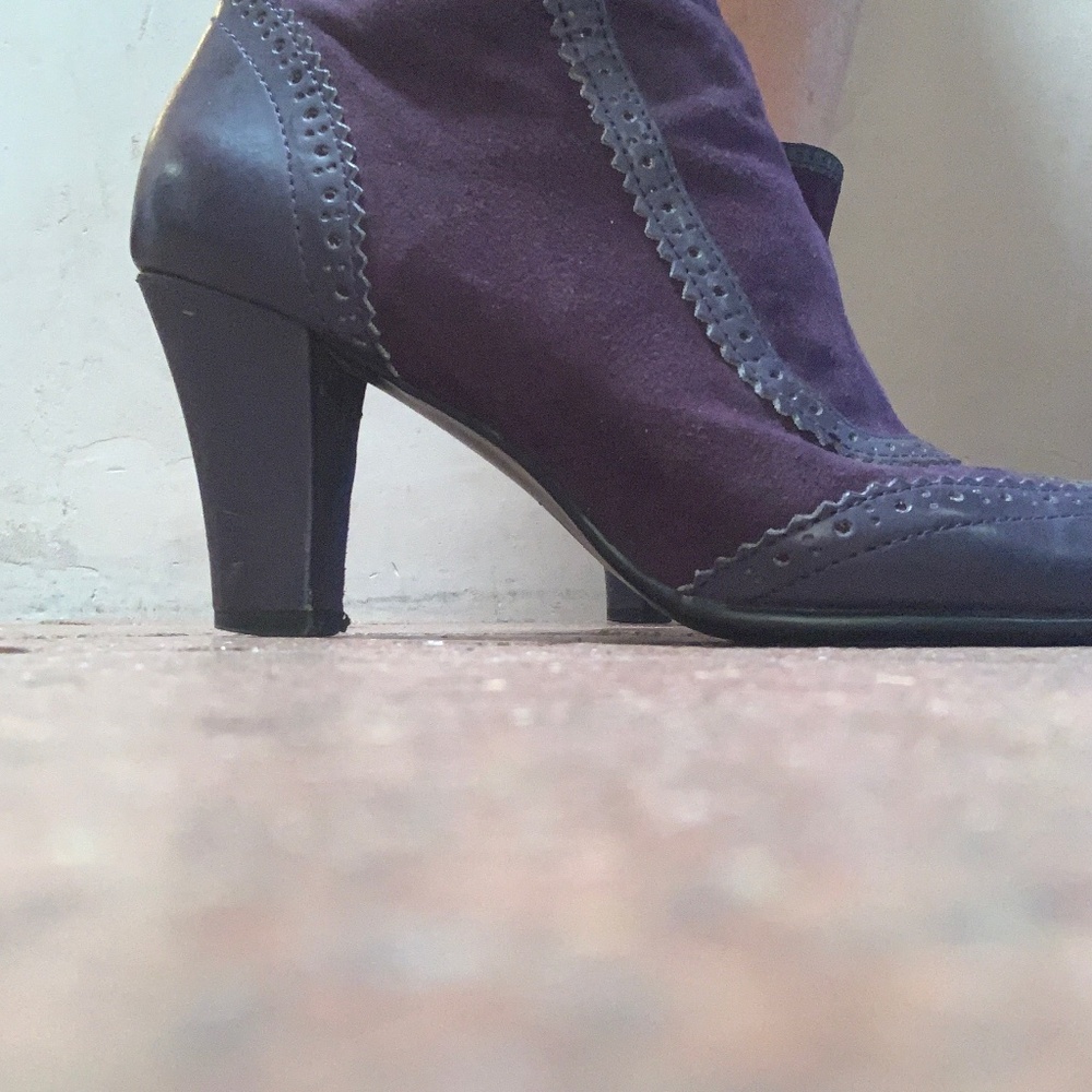 Purple Suede Boots - Comfortable & Stylish! Aerosole!